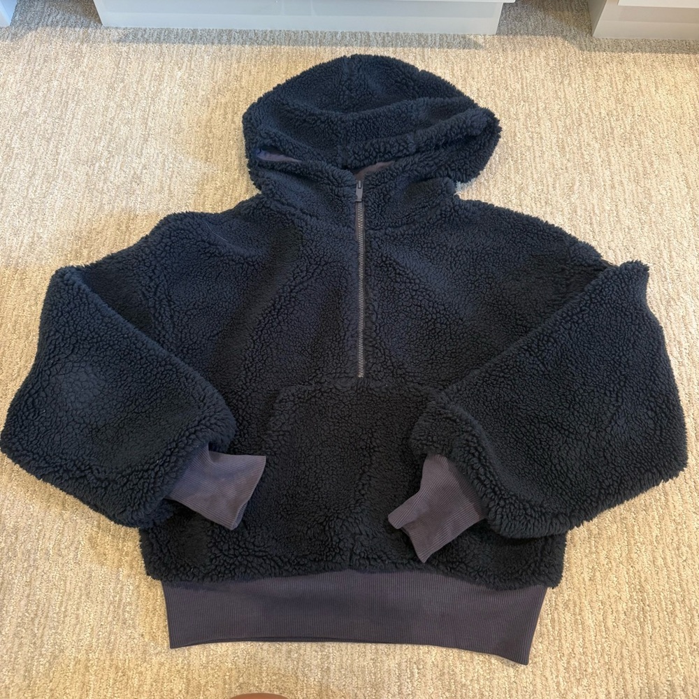Alo navy Sherpa pullover 3/4 zip